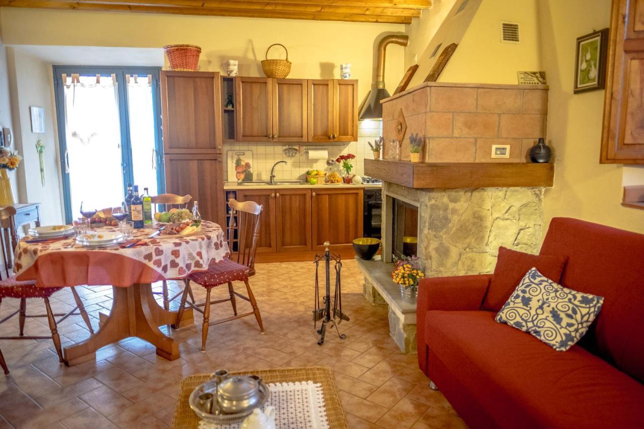 Casa Al Bosco Guest House SantʼEllero Eksteriør bilde