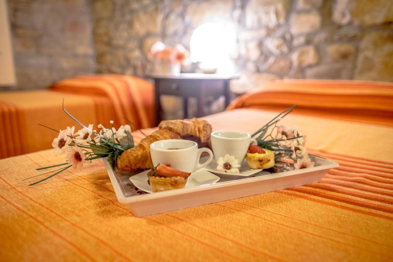 Casa Al Bosco Guest House SantʼEllero Eksteriør bilde